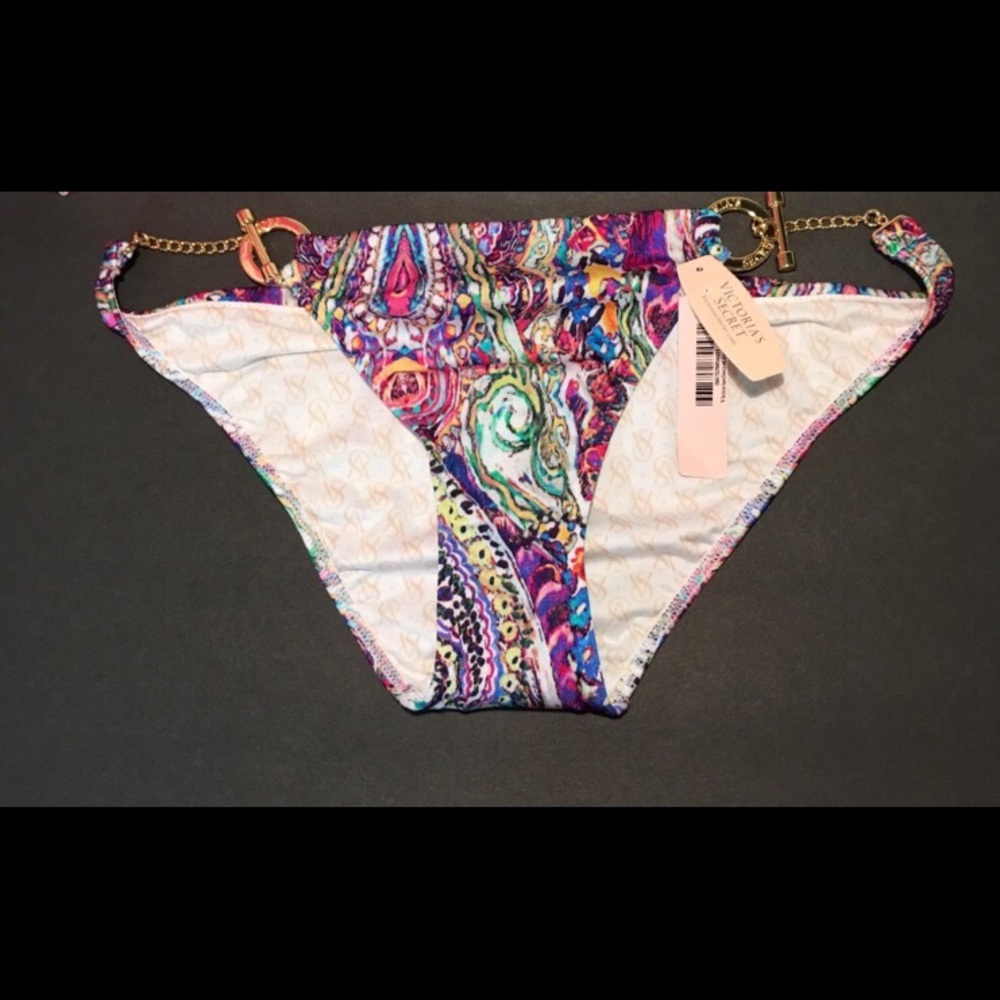 NWT Victoria’s Secret Paisley Bottoms